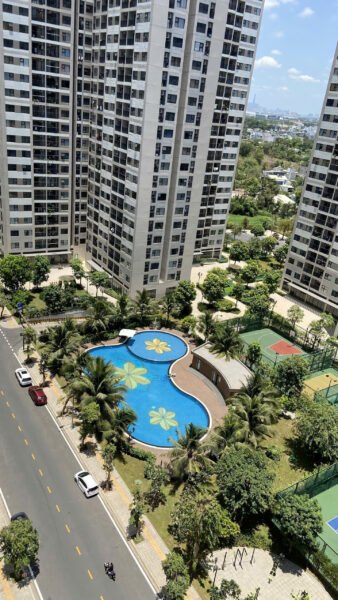 Cho thuê căn hộ 2pn2wc view đẹp full nội thất